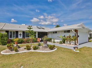 1508 N Pebble Beach Blvd, Sun City Center, FL 33573
