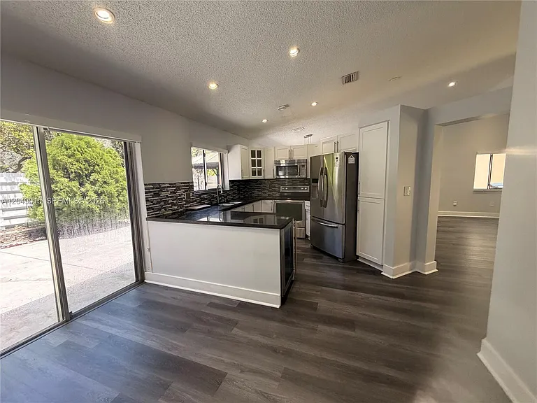 14467 SW 137th Ct — Photo 2