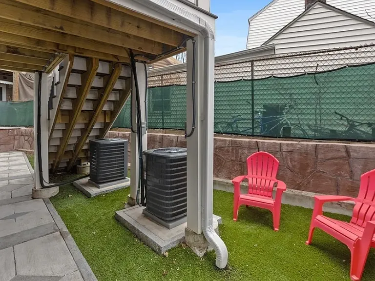 85 White St #2B — Photo 27