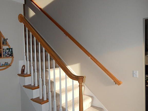 3rd image of 6725 English Oak Dr