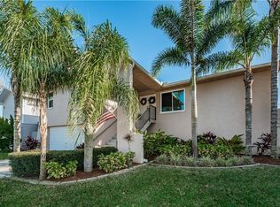 83 Eastwinds Ct, Palm Harbor, FL 34683