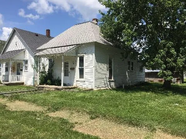 1622 S G St, Elwood, IN 46036