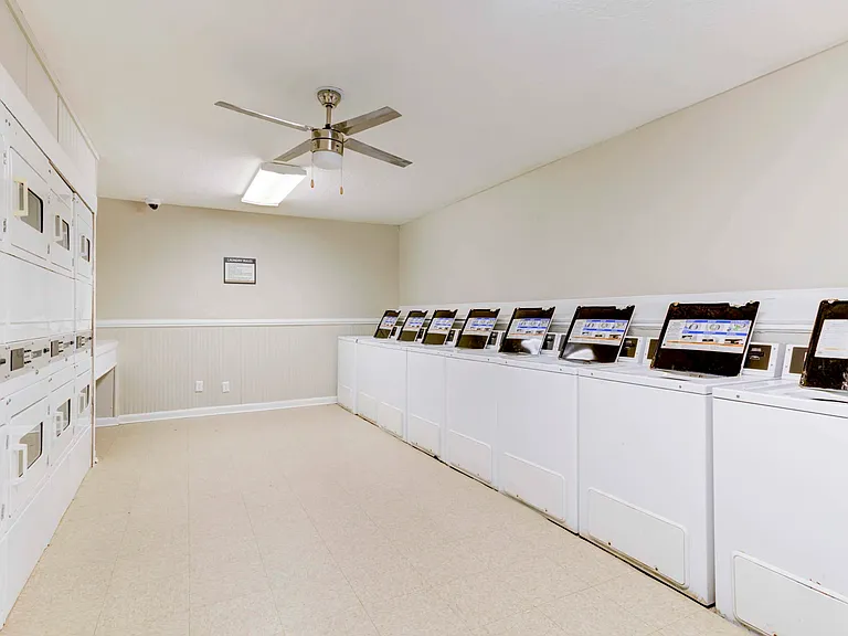 Magnolia Terrace Apartment Homes — Photo 12
