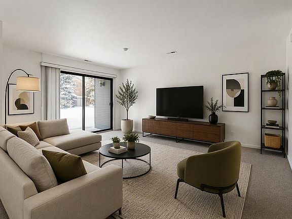 4th image of 42713 Lilley Pointe Dr #213