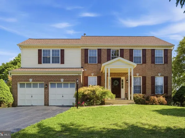 14889 Greenhill Crossing Dr, Haymarket, VA 20169