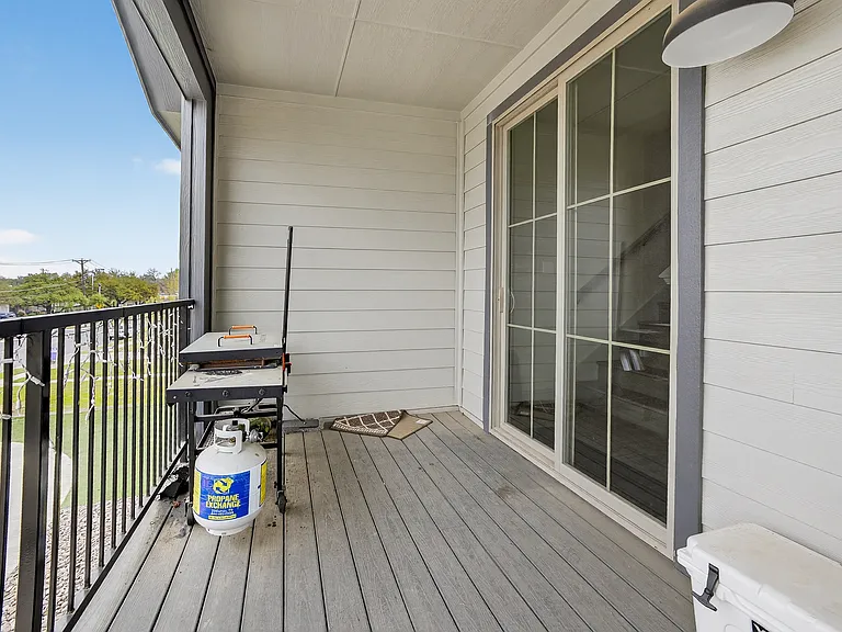 3521 S Hills Ave — Photo 13