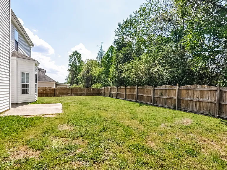 804 Red Oak Tree Dr — Photo 19
