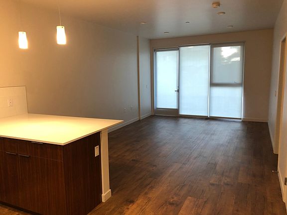 3rd image of 3535 Indiana St #12
