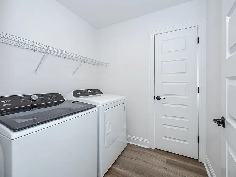 3711 Olivia Dr — Photo 43