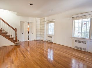 18618 Cambridge Rd, Jamaica, NY 11432