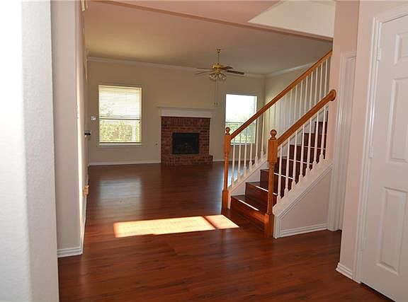 2nd image of 4525 Harvest Ln