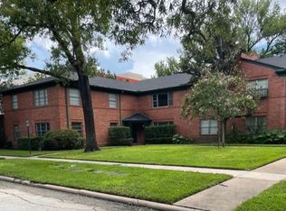 3823 Wickersham Ln APT 1, Houston, TX 77027