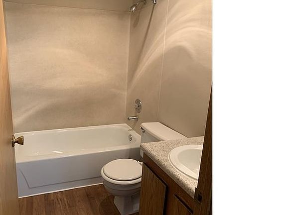 3rd image of 11027 NE 125th Ln #W102