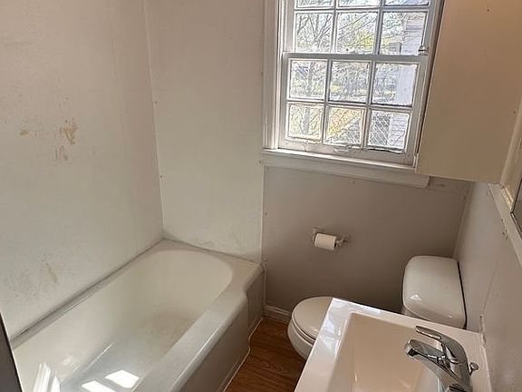 4th image of 916 N Glendale Ave #0