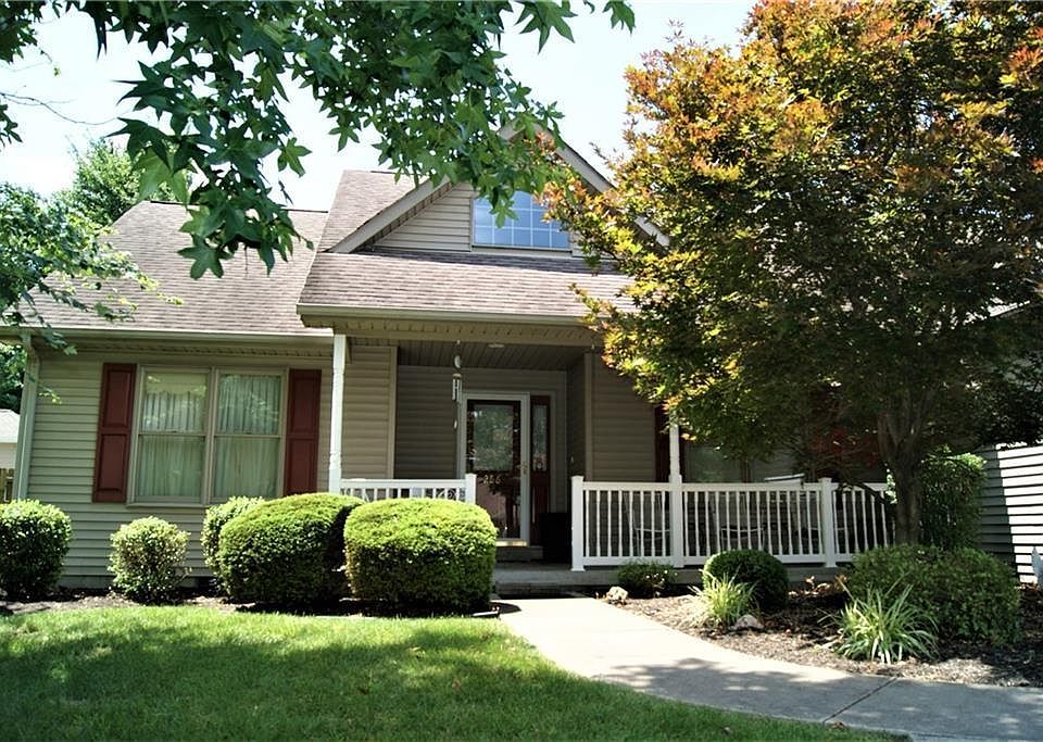 1st image of 266 Hannah Ave