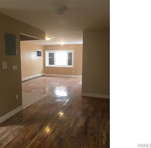 1st image of 4165B Murdock Ave #B