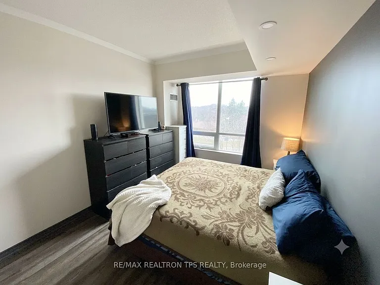 18 William Carson Cres #Penthouse 903 — Photo 8