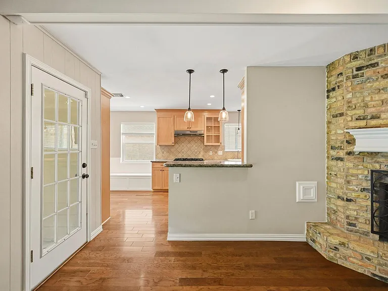 6131 Yarwell Dr — Photo 21