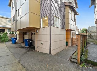 927 N 85th St #A, Seattle, WA 98103