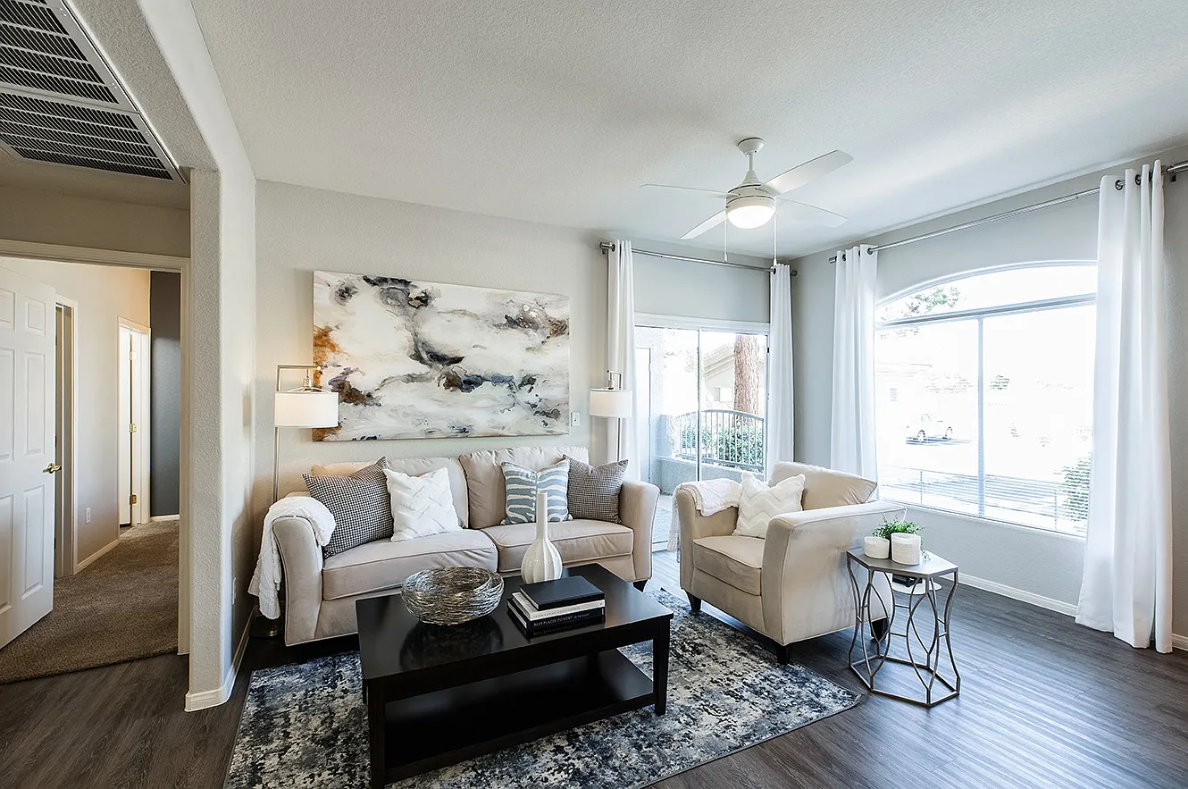 Parkside Villas — Photo 4