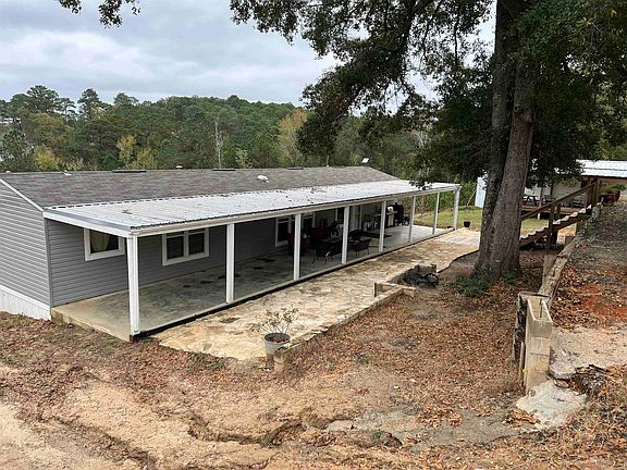 3rd image of 520 Country Rd #057