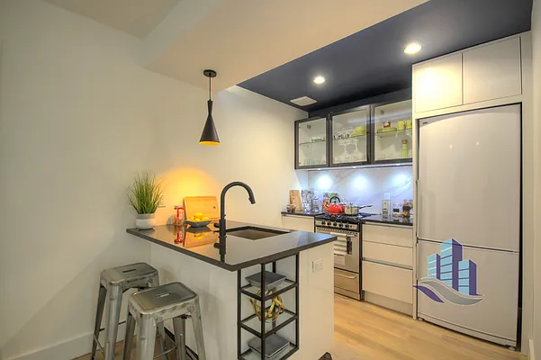 Rented by GTM Property Group  | media 65