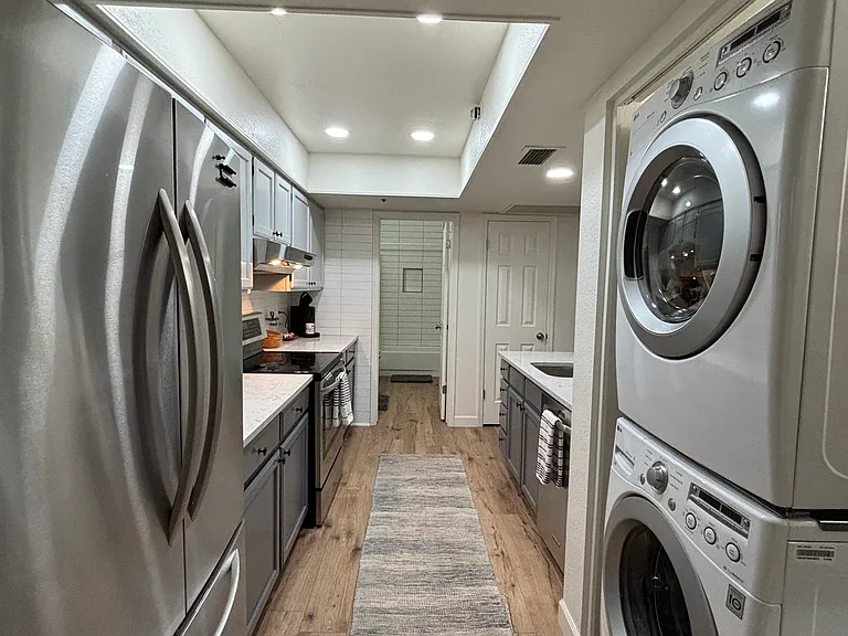100 E Fillmore St #135 — Photo 10