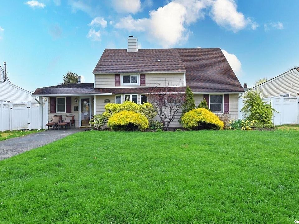 1st image of 87 Willowood Drive
