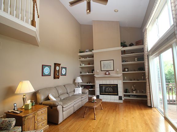 5th image of 2312 Carriage Way