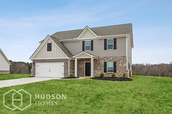 1270 Fendt Dr — Photo 2