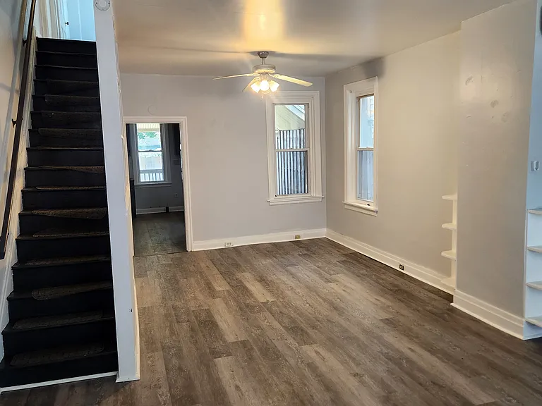 340 E Guilford St — Photo 2