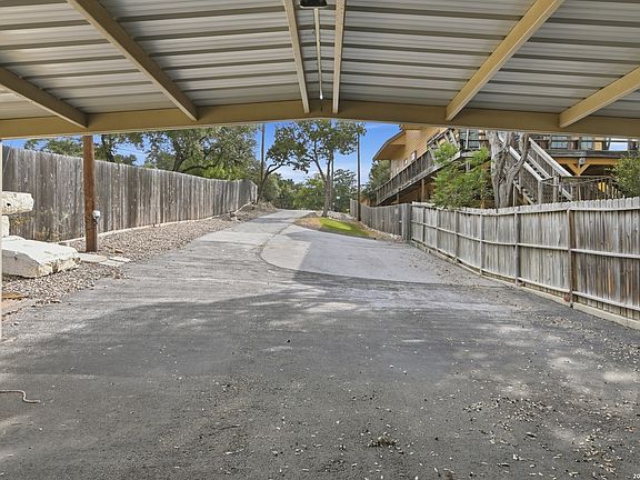 3rd image of 1565 Pebble Beach Road
