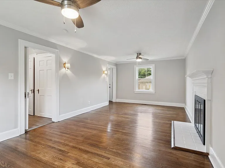 101 Pulaski St — Photo 6