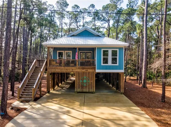 805 Indian Pl, Dauphin Island, AL 36528