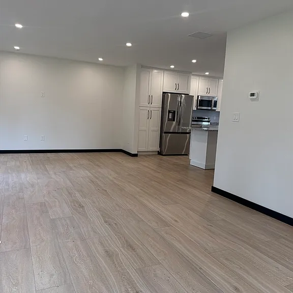 35 Greendale Ave #A — Photo 4