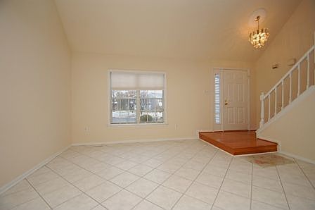 3rd image of 2962 Mockernut Ct