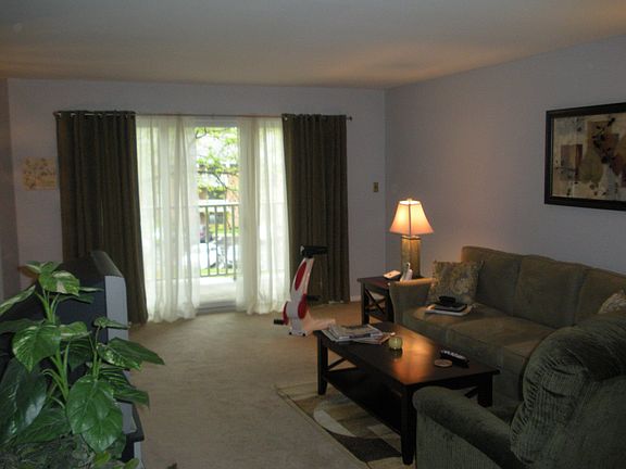 4th image of 300 Winding Way Unit 9