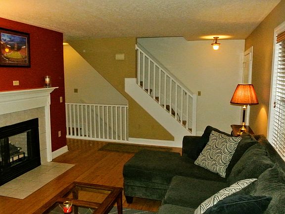 3rd image of 260 Bronze Leaf Dr APT 302