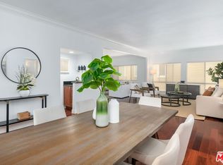 2318 Fox Hills Dr APT 303, Los Angeles, CA 90064