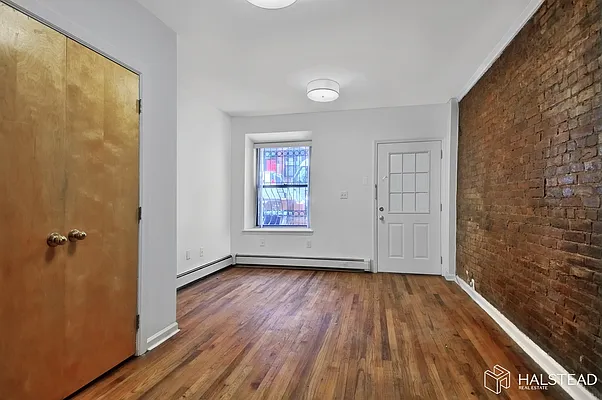 Rented by Halstead Real Estate | media 6