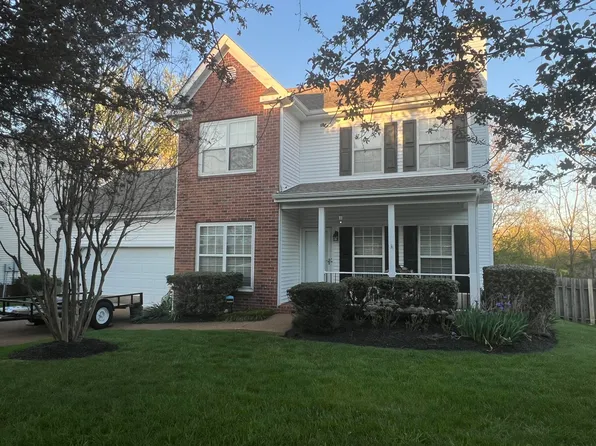 2768 Aston Woods Ln, Thompsons Station, TN 37179