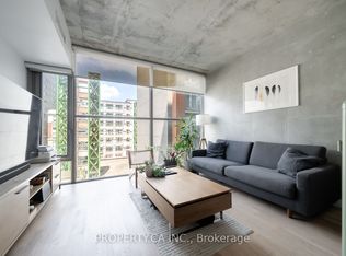 25 Oxley St UNIT 403, Toronto, ON M5V2J5