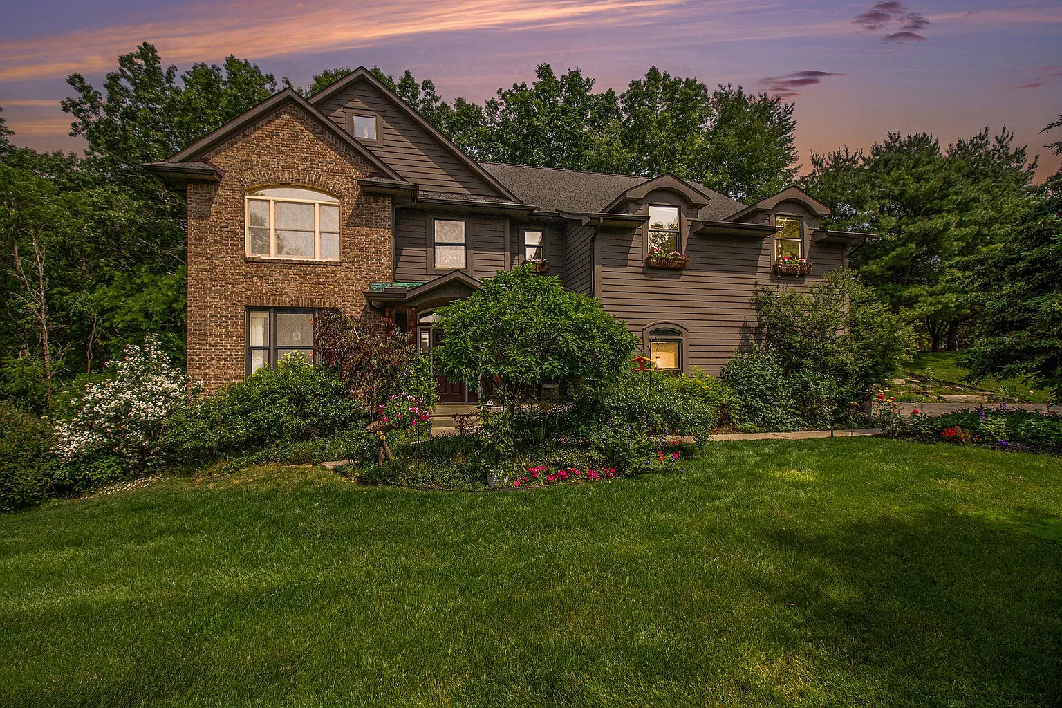9998 Rolling Greens Dr photo 1