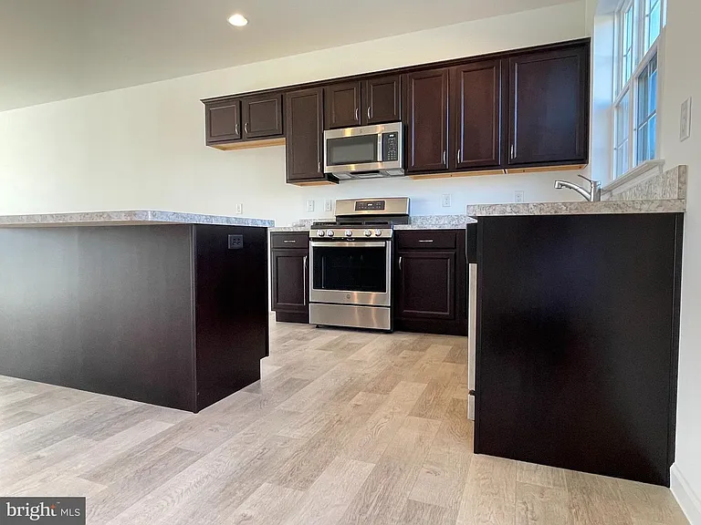 1870 Shady Ln #337 — Photo 16