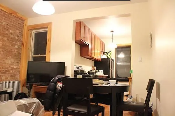 Rented by Loom Group | media 35