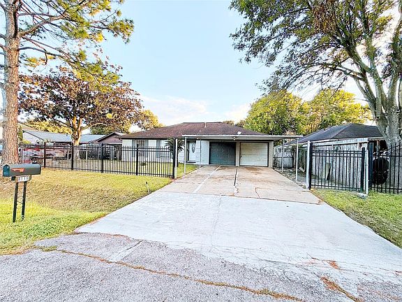 2nd image of 8116 Gulick Ln