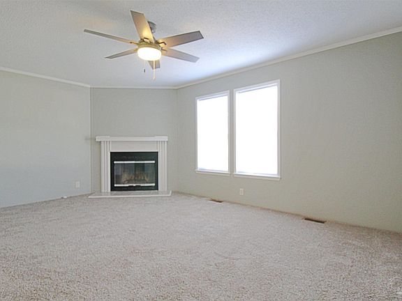 5th image of 909 Brookhills Dr