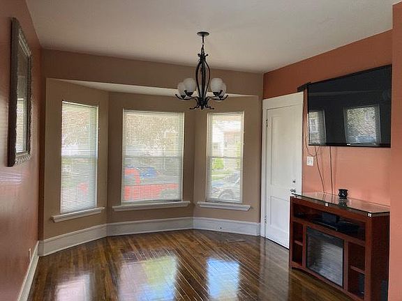 5th image of 5321 W 30th Pl