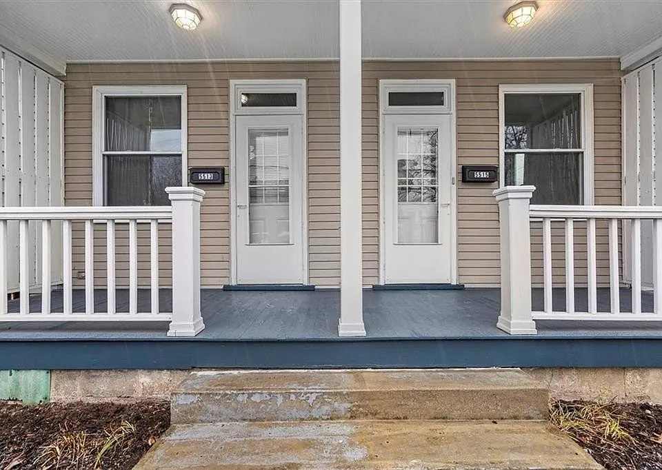5513-5515 Jane St #1