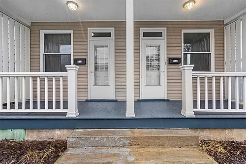 5513-5515 Jane St #1 Photo 1